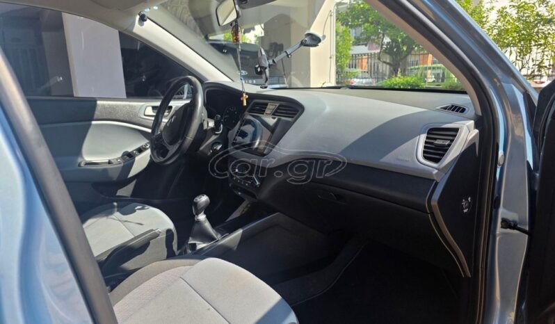 
								Hyundai i 20 2018 FULL EXTRA full									